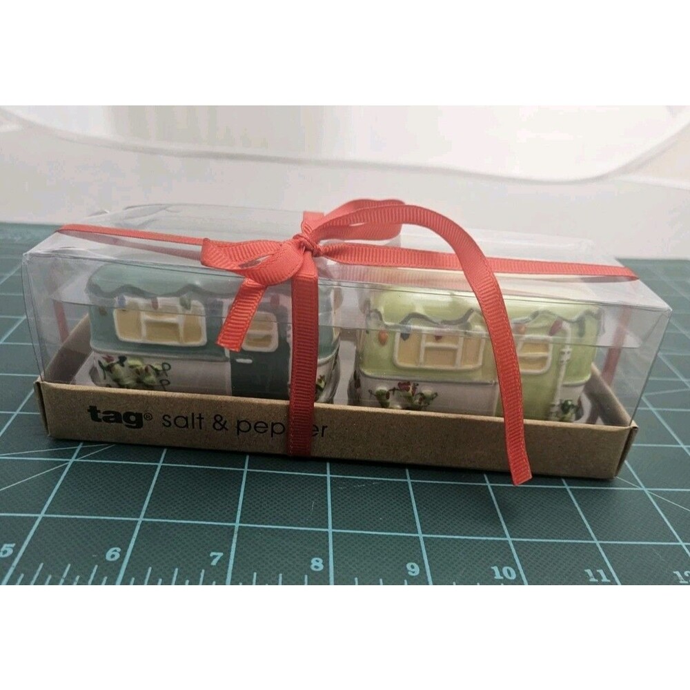 Travel Trailer RV Retro "Happy Camper" Christmas Salt & Pepper Shakers by TAG